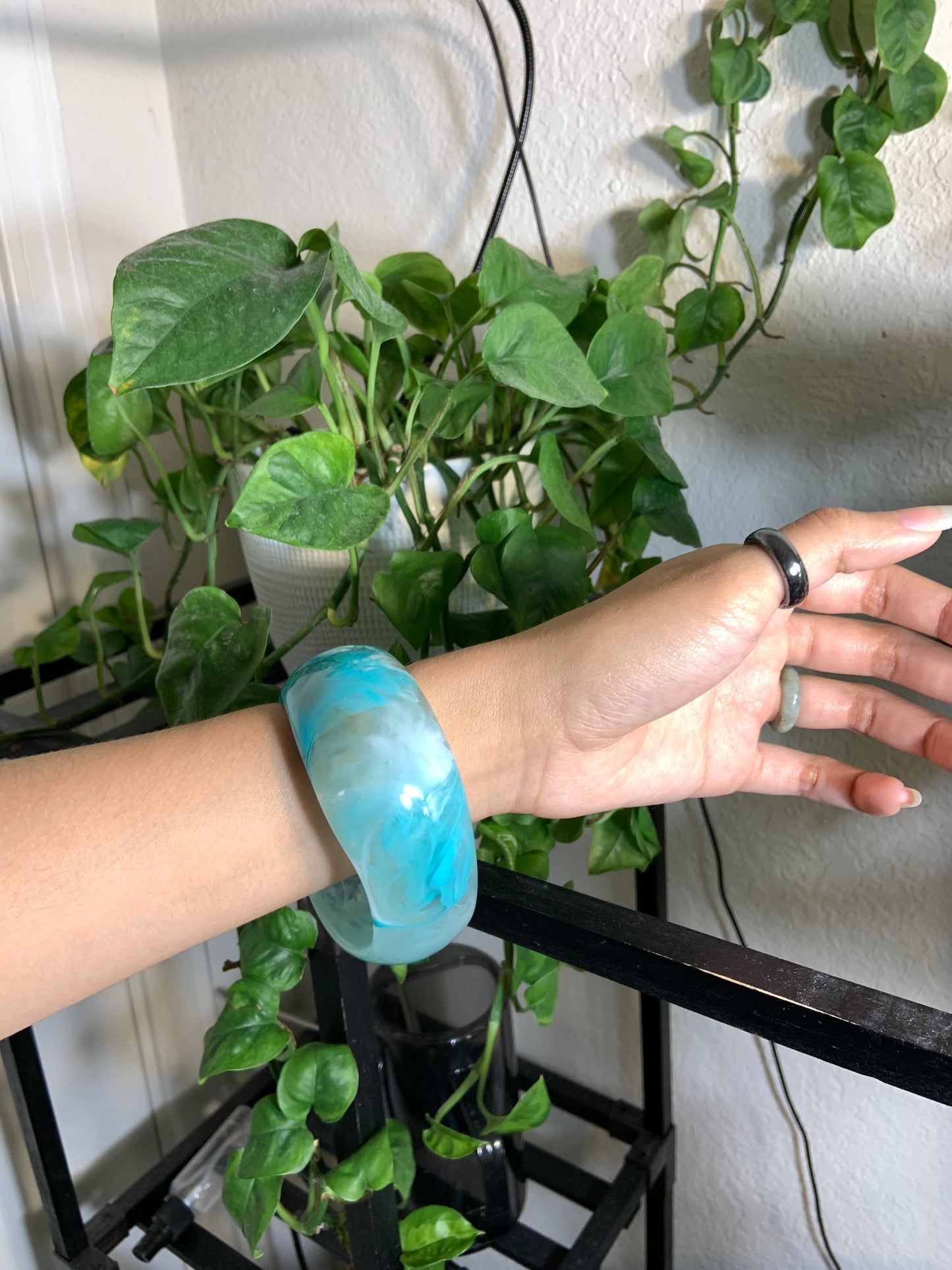 Marbleized ocean blue bangle