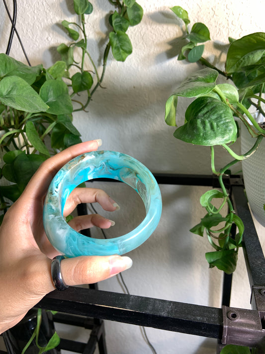 Marbleized ocean blue bangle