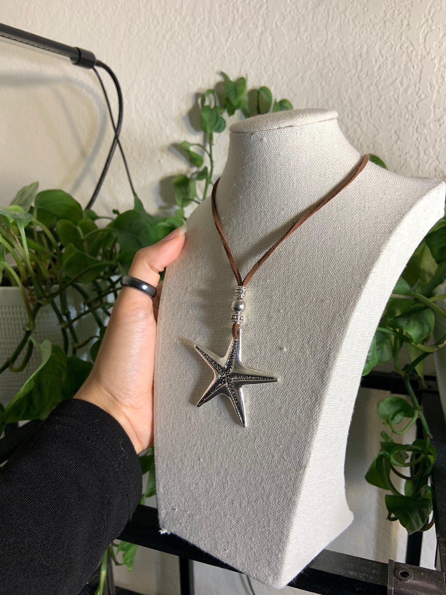 Silver starfish choker